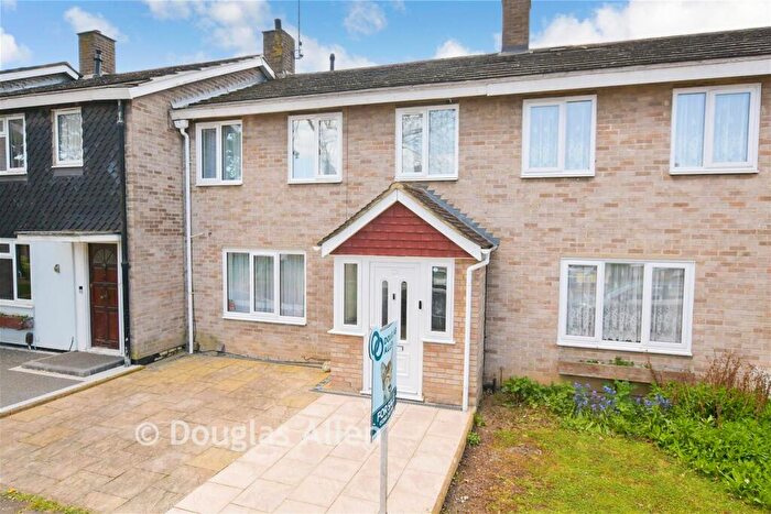 3 Bedroom Terraced House For Sale In Butneys, Basildon, Essex, SS14