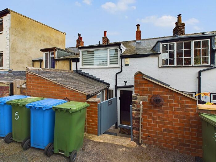 2 Bedroom Cottage For Sale In Hope Terrace, Whitby, YO21