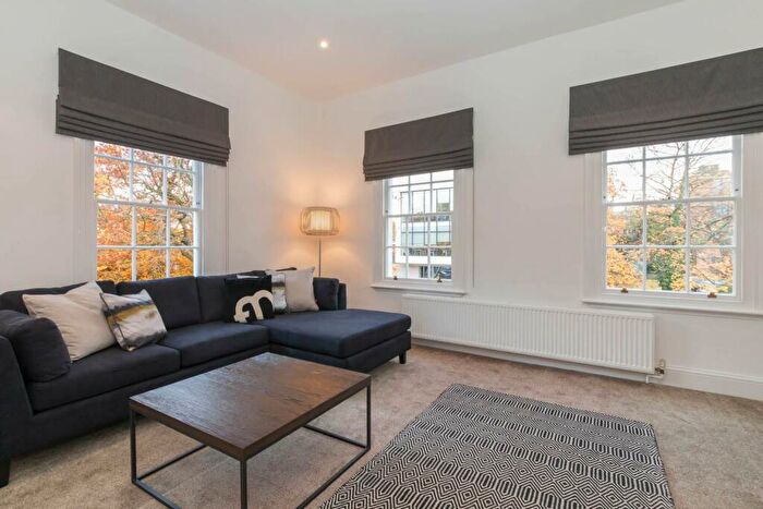 1 Bedroom Apartment To Rent In St. James Place, Edgbaston, B15