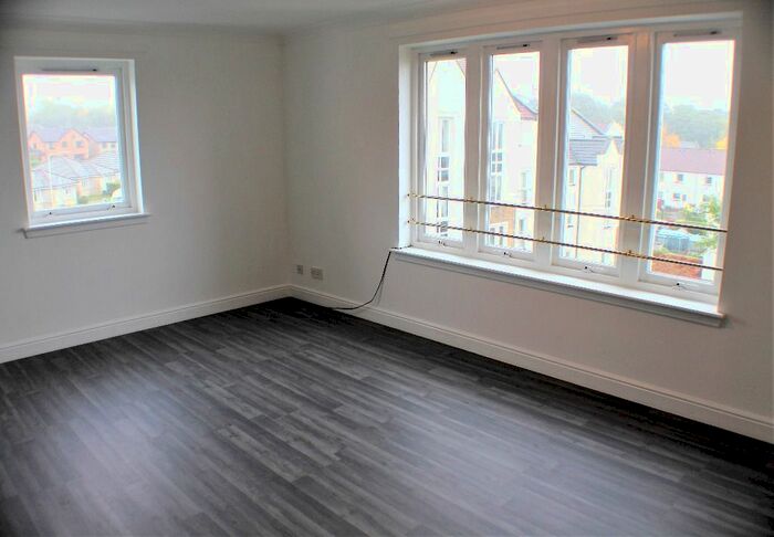 2 Bedroom Flat To Rent In The Moorings, Dalgety Bay, Fife, KY11