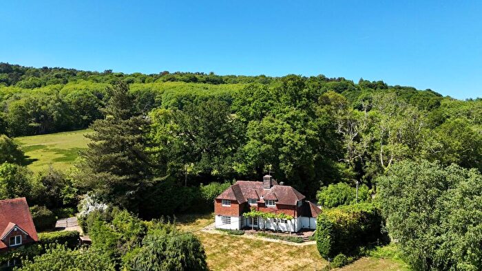 4 Bedroom Detached House For Sale In Roundhurst Lane, Haslemere, GU27