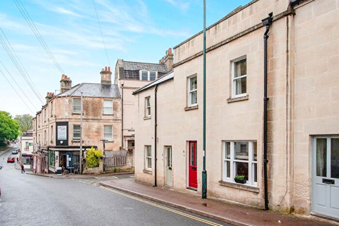2 Bedroom Property To Rent In St Saviours Road, Larkhall, Bath, BA1