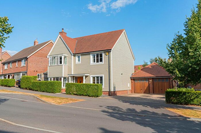4 Bedroom Detached House For Sale In Rocky Drive, Haywards Heath, RH16