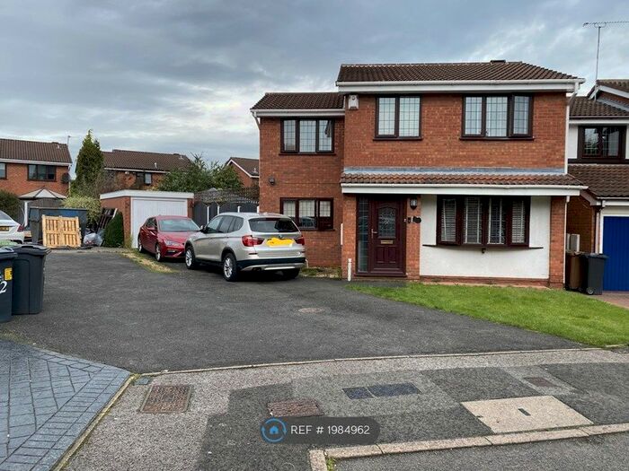 4 Bedroom Detached House To Rent In Taryn Drive, Darlaston, Wednesbury, WS10