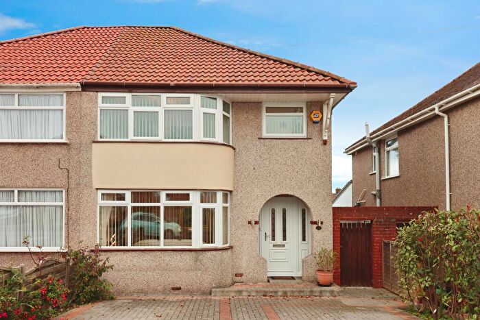 3 Bedroom Semi Detached House For Sale In Durban Road, Patchway, Bristol, BS34