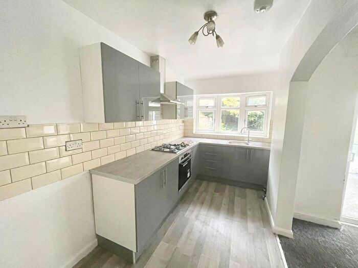 4 Bedroom Semi-Detached House To Rent In Lower Road, Nottingham, NG9