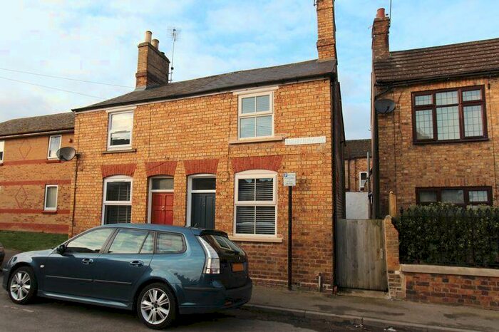 2 Bedroom Semi-Detached House To Rent In Bentley Street, Stamford, PE9
