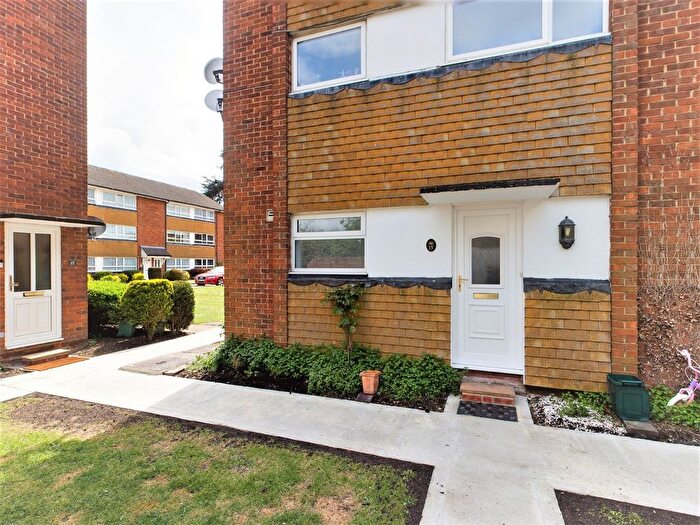 2 Bedroom Flat To Rent In Mandeville Court, Strode Street, Egham, Surrey, TW20