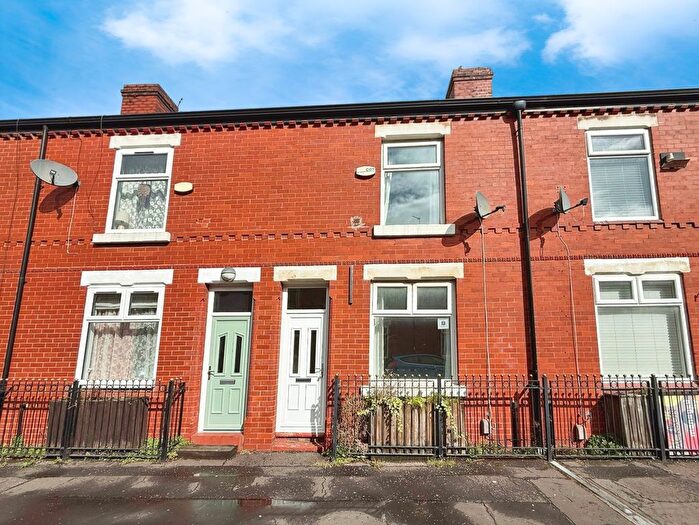 2 Bedroom Terraced House To Rent In Annie Street, Salford, M6