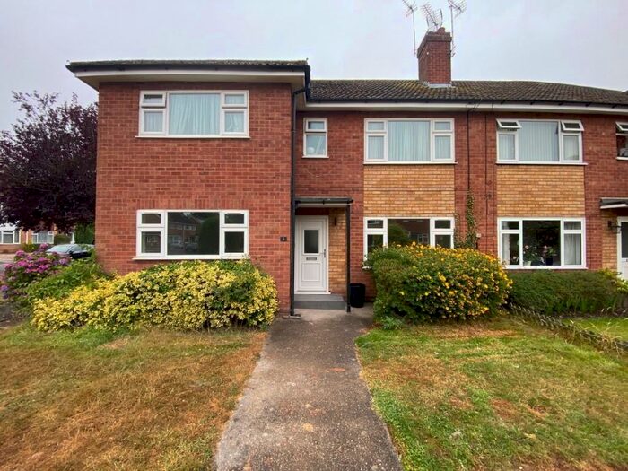 2 Bedroom Ground Maisonette To Rent In Milton Close, Bentley Heath, Solihull, B93