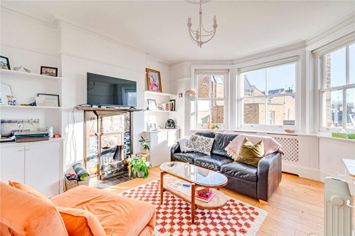 1 Bedroom Flat To Rent In Fulham Road, London, SW6