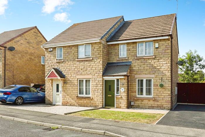 2 Bedroom Semi-Detached House For Sale In Brayford Road, Balby, Doncaster, DN4