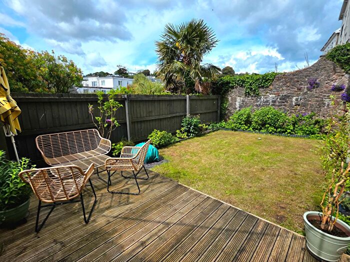 2 Bedroom Flat For Sale In Park Hill Road, Torquay, TQ1