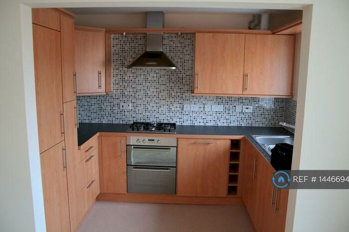 2 Bedroom Flat To Rent In Eagle Way, Hampton Centre, Peterborough, PE7