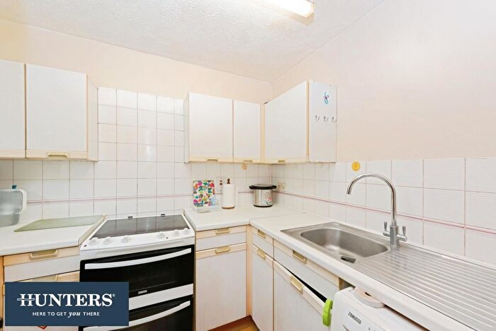 2 Bedroom Flat For Sale In Vicars Bridge Close, Wembley, HA0