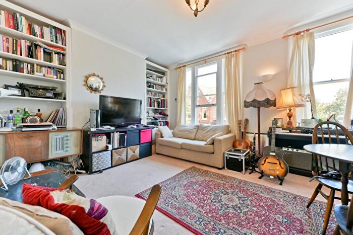 2 Bedroom House To Rent In Horsell Road, Highbury, London, N5