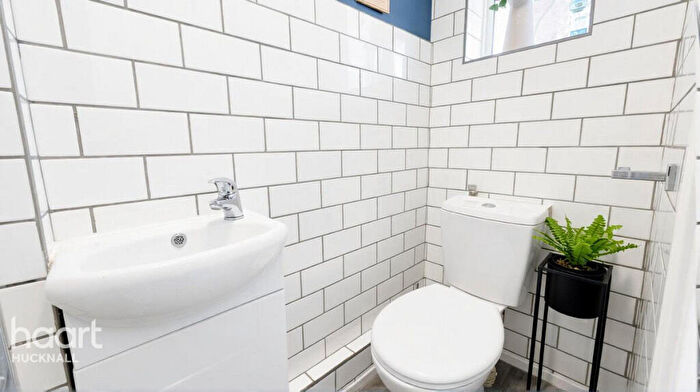4 Bedroom Detached House For Sale In Bethal Gardens, Nottingham, NG15