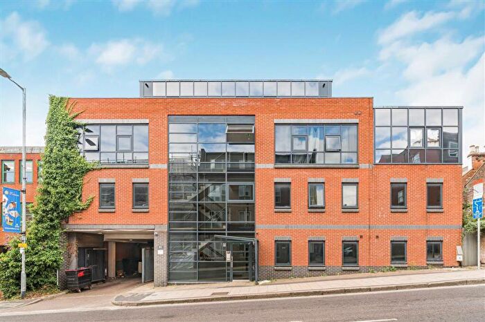 Studio For Sale In Victoria Street, St. Albans, AL1