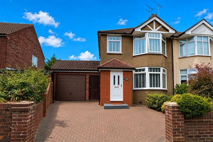 3 Bedroom Semi Detached House For Sale In Felixstowe Road, Ipswich, IP3