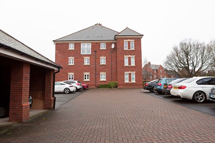 2 Bedroom Flat For Sale In Ladybank Avenue, Fulwood, Preston, PR2