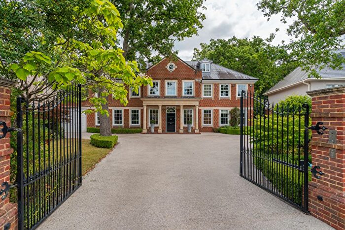 6 Bedroom Detached House For Sale In Coombe Park, Kingston Upon Thames, KT2