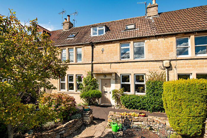 3 Bedroom Terraced House For Sale In Crown Court, Bradford-on-Avon, BA15