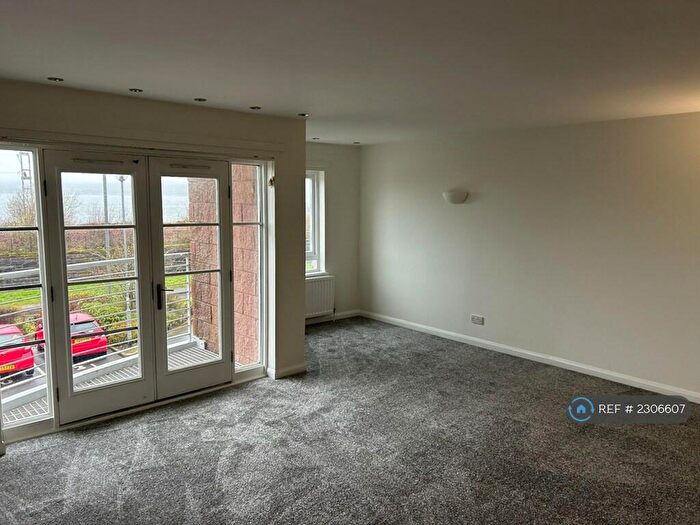 2 Bedroom Flat To Rent In Toward, Wemyss Bay, PA18