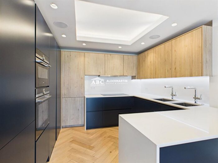 2 Bedroom Flat To Rent In Regents Park Road, Finchley, London, N3