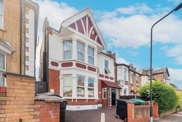 2 Bedroom Flat To Rent In Goldsmith Road, London, E10