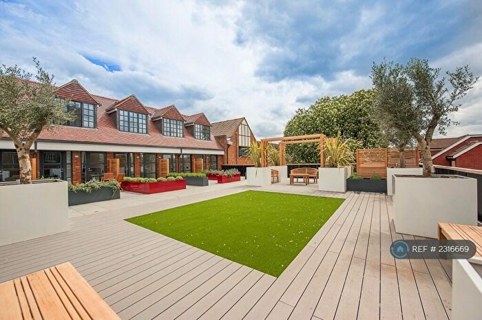 1 Bedroom Flat To Rent In Stancrest, Amersham, HP6