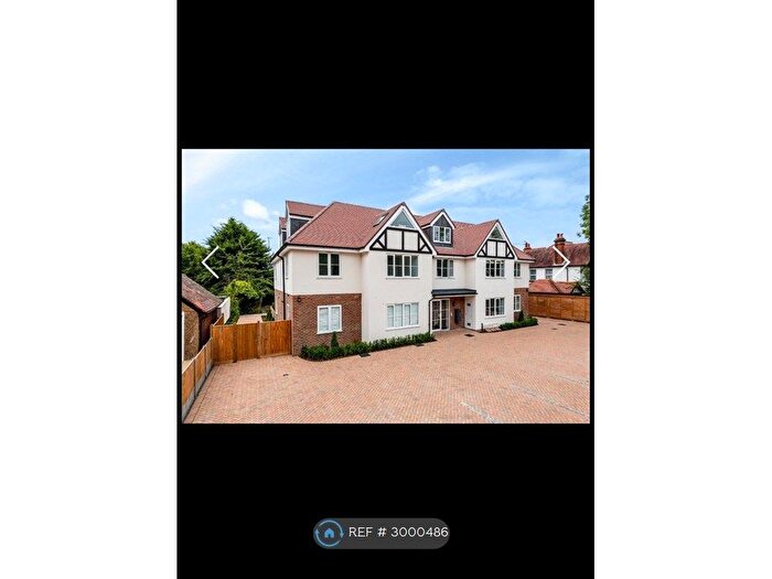 2 Bedroom Flat To Rent In Baran House, Bromley, BR2