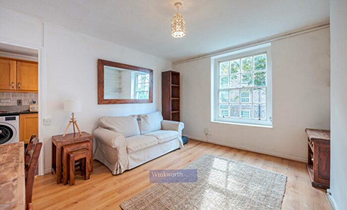 1 Bedroom Apartment To Rent In Kilner House, SE11