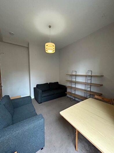 4 Bedroom Flat To Rent In Leven Street, Bruntsfield, Edinburgh, EH3