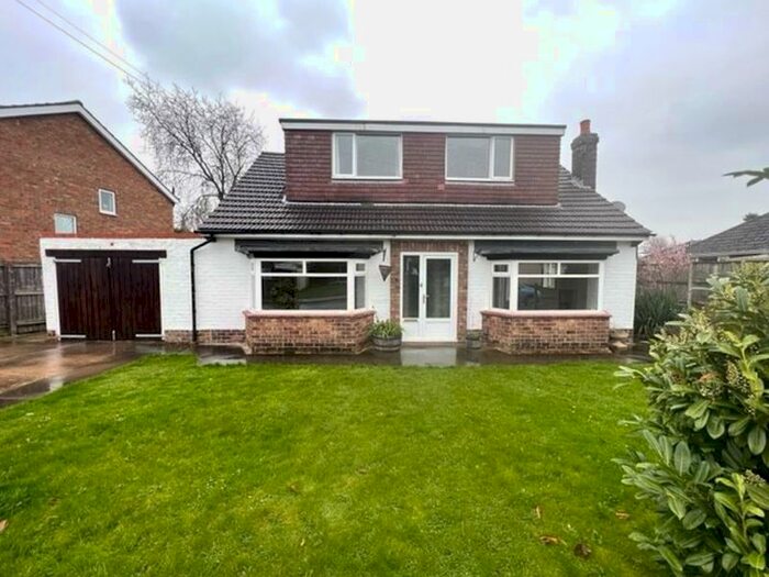 4 Bedroom Detached House To Rent In Peaks Avenue, New Waltham, Grimsby, DN36