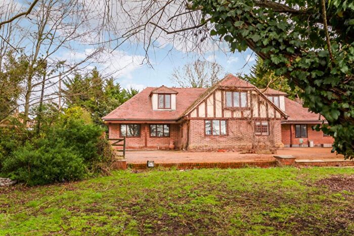 4 Bedroom Detached House For Sale In Brook Lane, Asheldham, Southminster, CM0