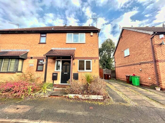 2 Bedroom Property To Rent In Browns Croft, Nottingham, NG6