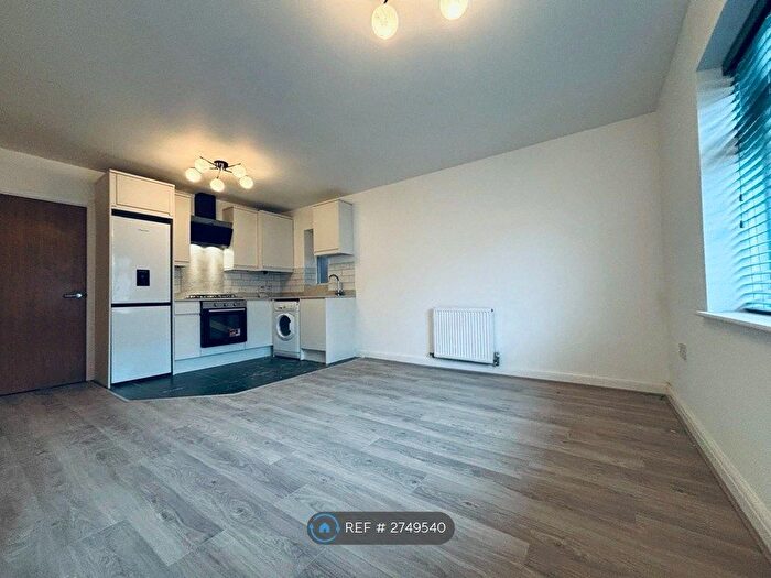 1 Bedroom Flat To Rent In Walsall Road, Sutton Coldfield, B74