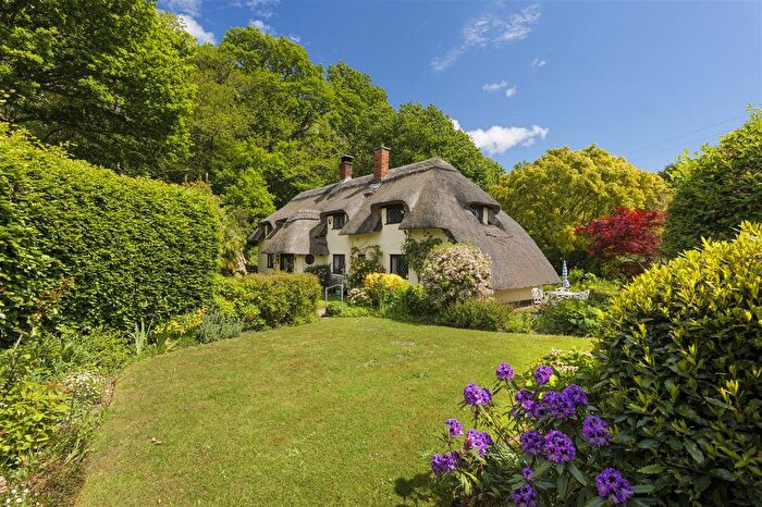 3 Bedroom Detached Bungalow For Sale In Frogs Hollow, Hickmans Green, Boughton-Under-Blean, ME13