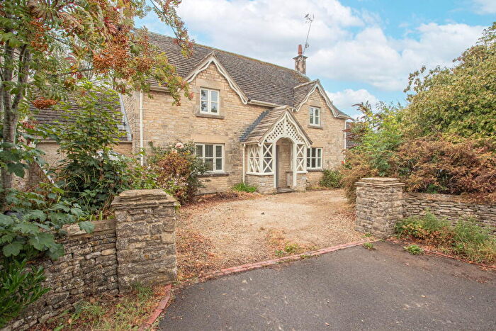 4 Bedroom Cottage For Sale In Kingscote, Tetbury, GL8