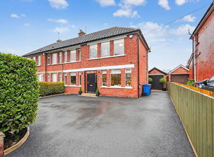 3 Bedroom Semi-Detached House For Sale In Hillside Drive, Belfast, BT9
