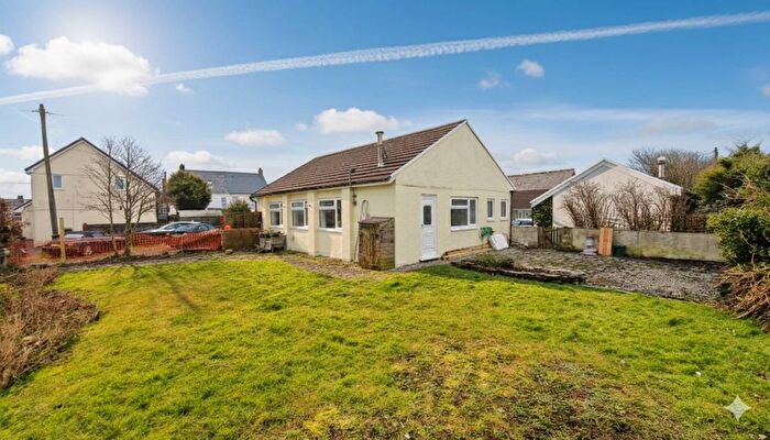 2 Bedroom Detached House For Sale In Manderley Close, Delabole, PL33