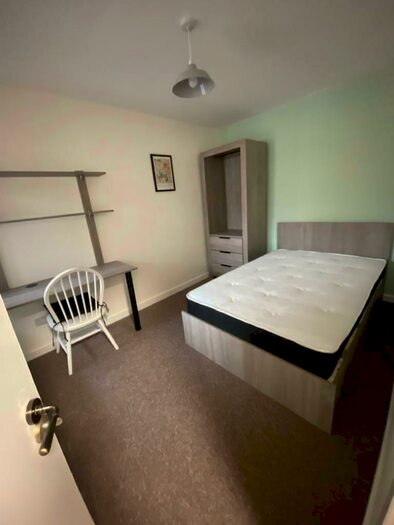 5 Bedroom House To Rent In Banff Road, Manchester, M14