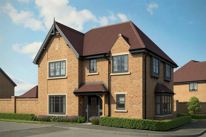 3 Bedroom Detached House For Sale In Hayfield Crescent, Risborough Road, Little Kimble, Aylesbury, HP17