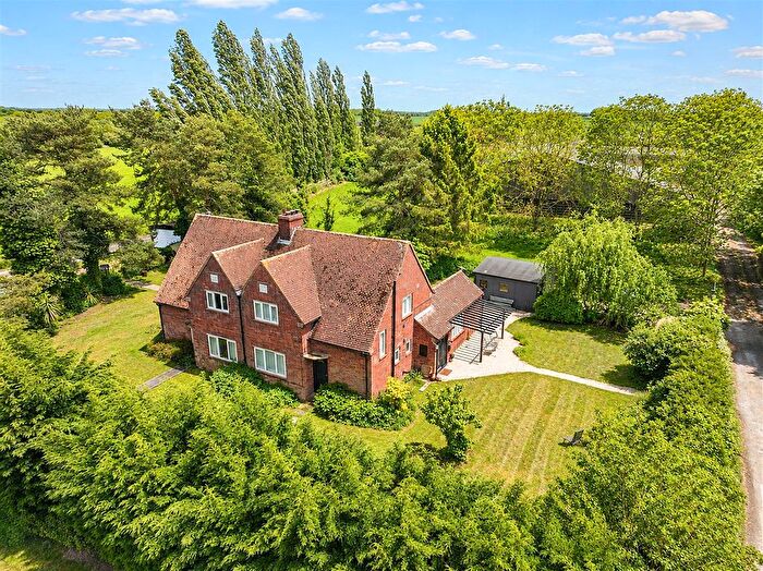 3 Bedroom Semi-detached House For Sale In Holland Road, Horbling, Sleaford, NG34
