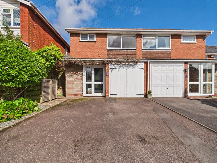 3 Bedroom Semi-Detached House For Sale In Longmeadow Close, Sutton Coldfield, B75