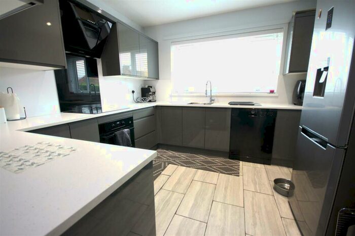 2 Bedroom Detached Bungalow For Sale In Crake Wells, Walkington, Beverley, HU17