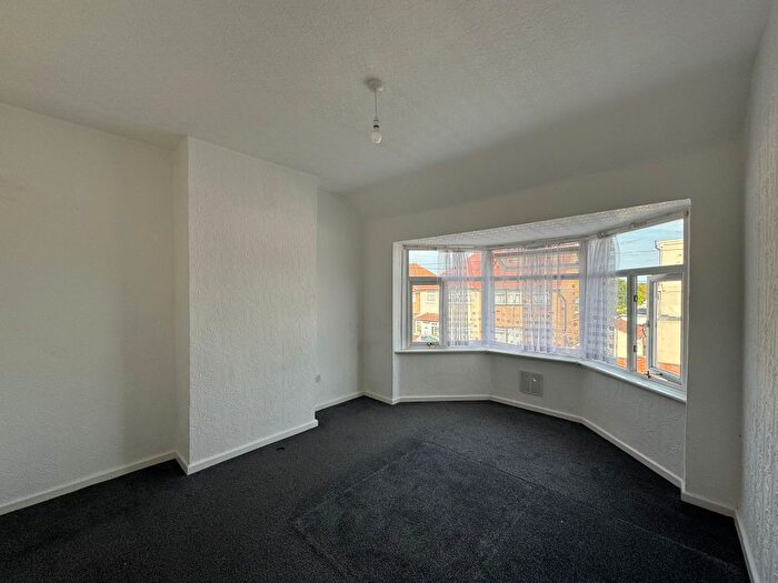 3 Bedroom Semi-Detached House To Rent In Chalfont Avenue, Wembley, HA9