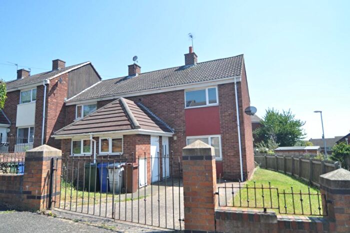 2 Bedroom Semi-Detached House To Rent In Primrose Ave, Darfield, S73