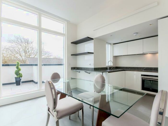 3 Bedroom Penthouse To Rent In Cranham Street, Oxford, OX2