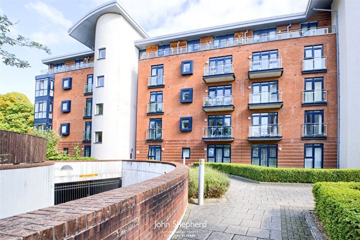 2 Bedroom Flat To Rent In Union Road, Solihull, West Midlands, B91